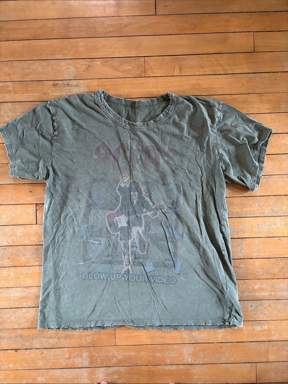 EUC Distressed Vintage-Style Graphic AC/DC Olive Green tee Shirt